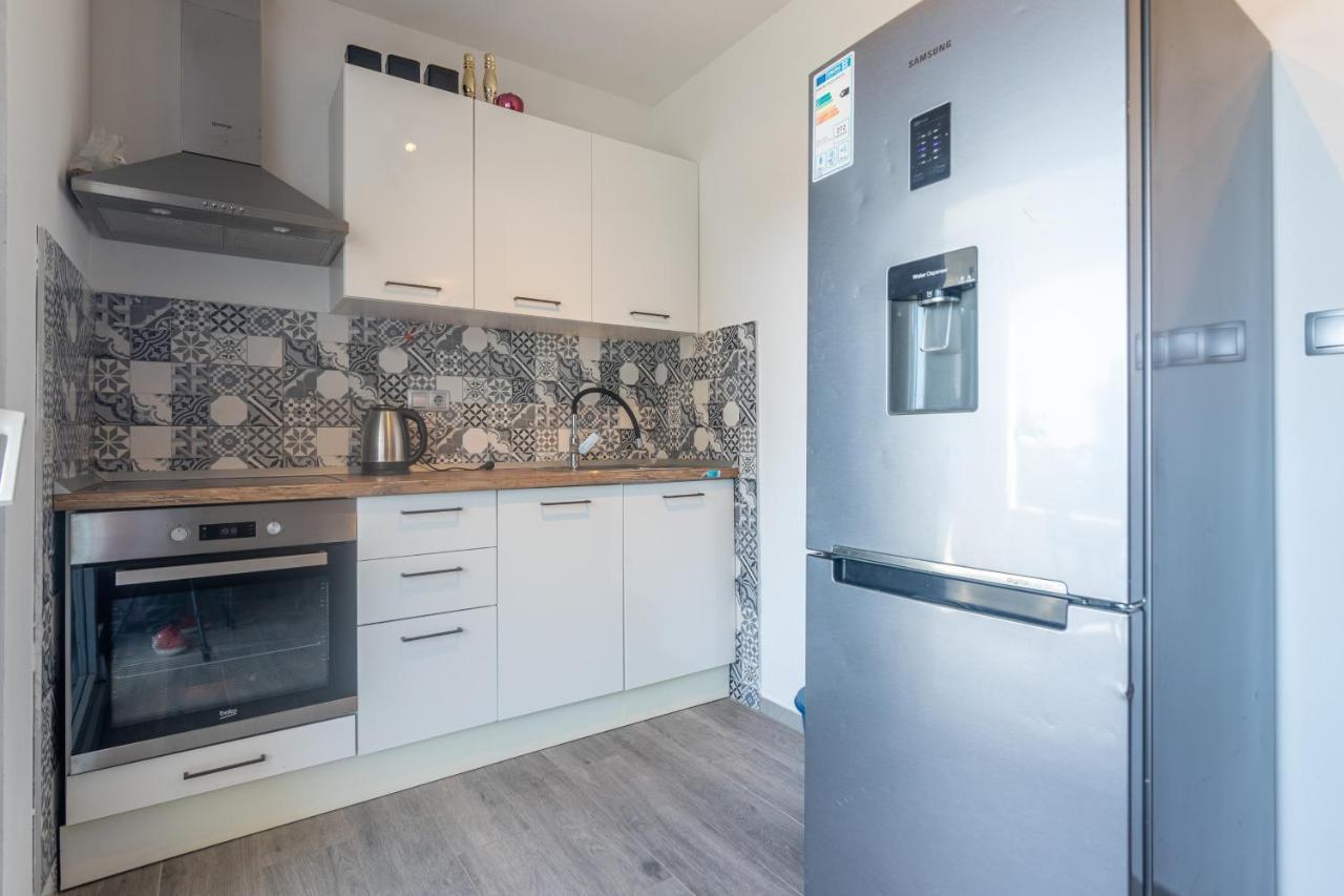 Apartments With A Parking Space Ivan Dolac, Hvar - 15784 المظهر الخارجي الصورة